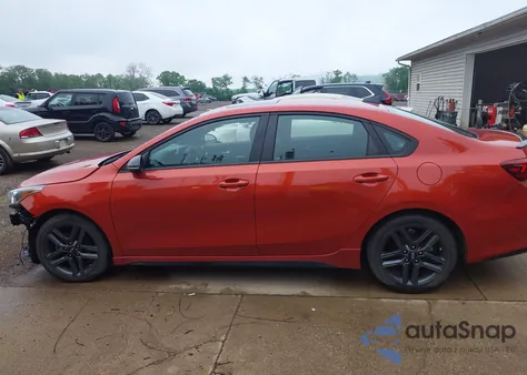 2020 Kia Forte Gt-Line из США, поврежденный, VIN 3KPF34AD3LE260009